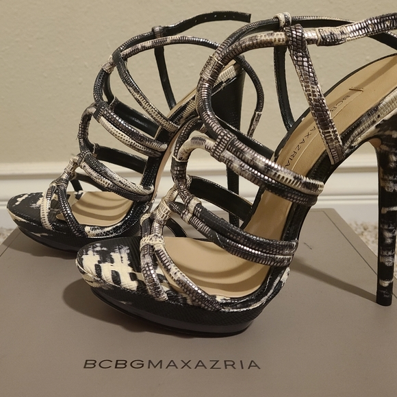 BCBG MAXAZRIA - Picture 4 of 10